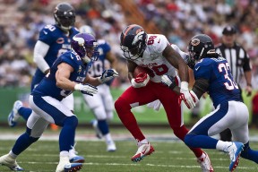 开云网站-新西兰全黑队依靠快速节奏主宰比赛，防守与进攻完美结合，新西兰全黑队慈善公益