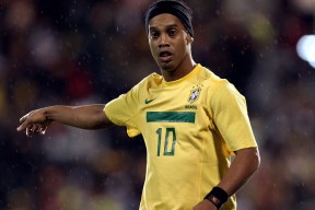 开云·体育官网APP下载-“比亚尔巴的精准传球与视野，阿根廷美洲狮队的新希望”