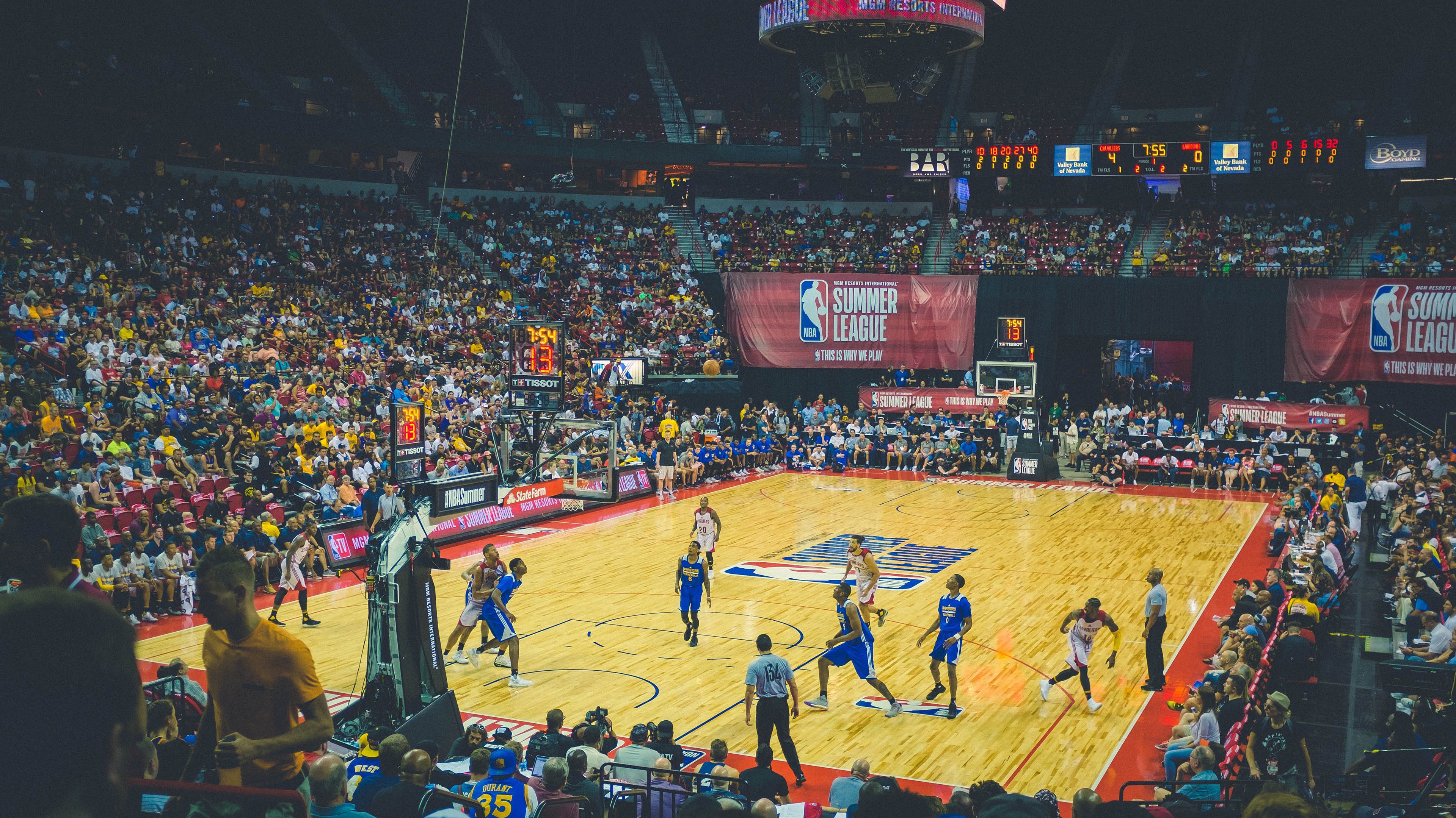 “六人制袋棍球：成都七中东部赛场成为全球瞩目的竞技中心”