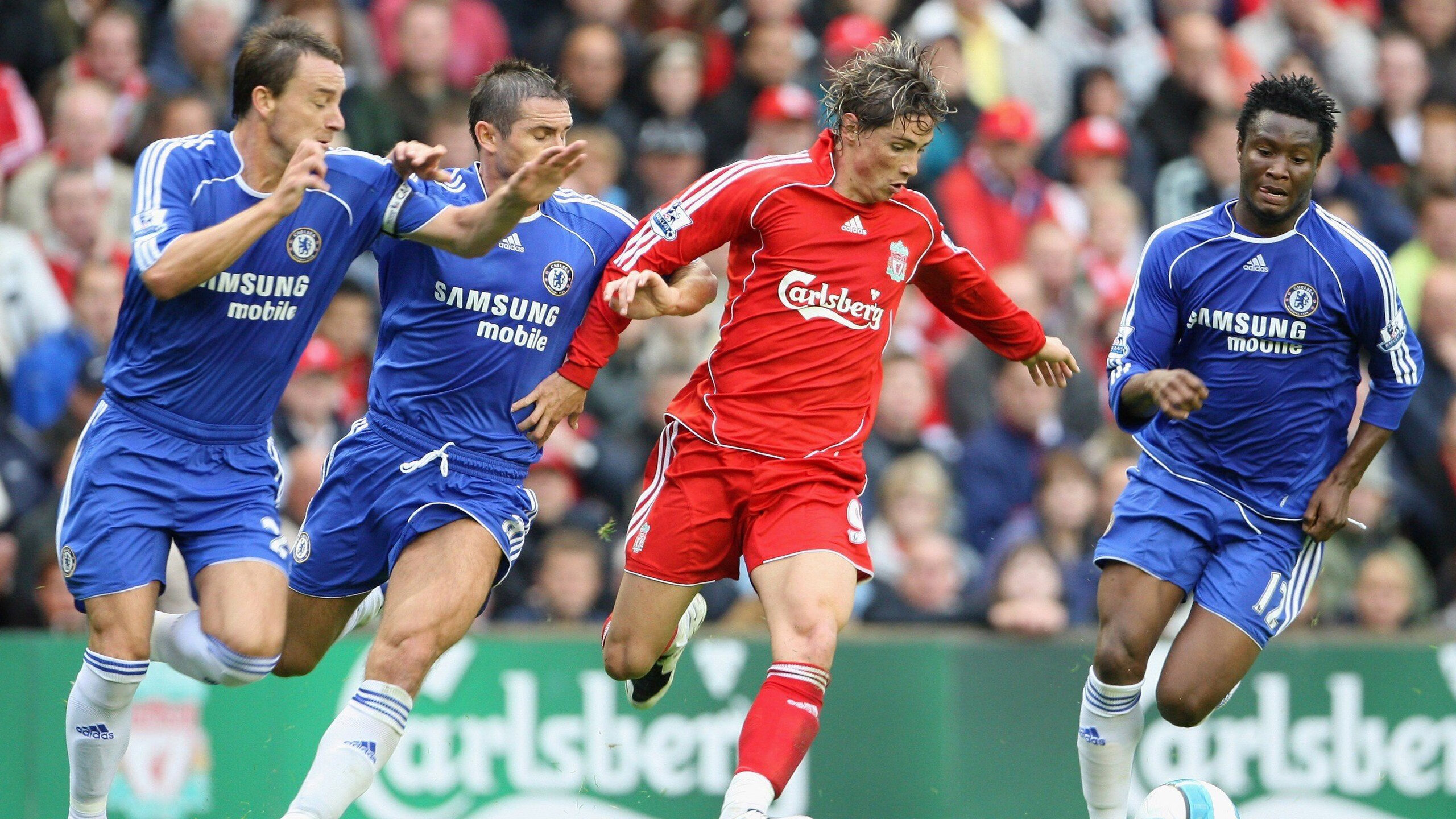 多特蒙德年轻球员敢打敢拼持续创造机会，多特蒙德的年轻球员